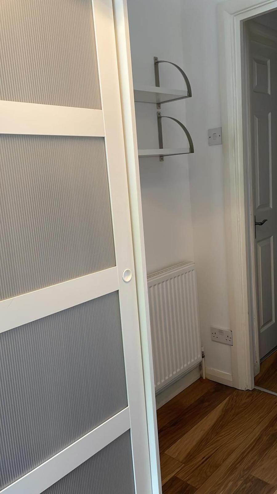 London Single Refurbished Bedroom المظهر الخارجي الصورة